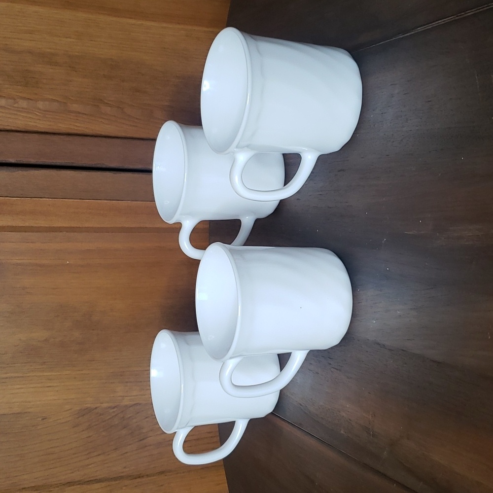 Trianon White Mugs by Arcopal Set of 4